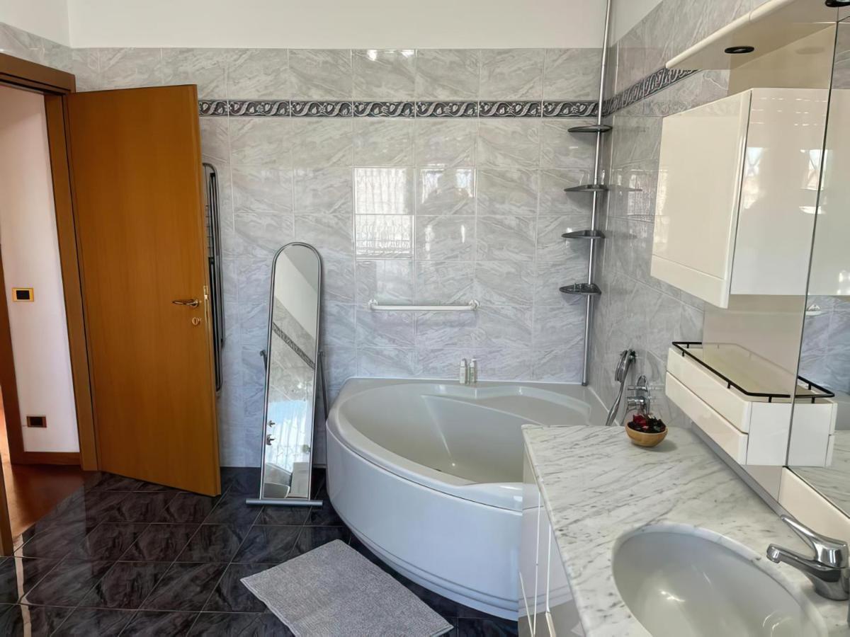 Al54 Apartment Milano Eksteriør billede